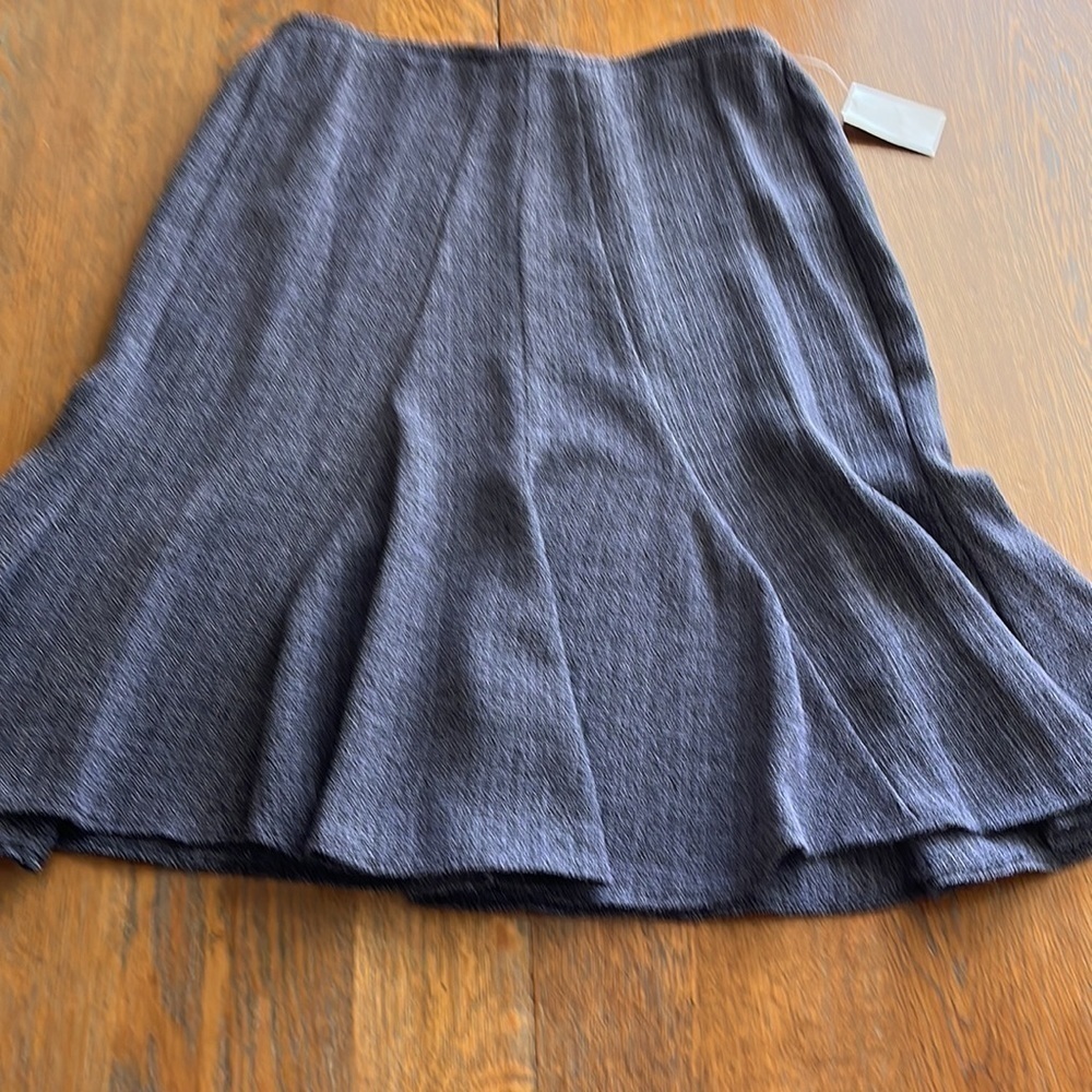 NWT Danny & Nicole 2 piece tweed ruffled skirt and jacket violet/black size 8 - Picture 6 of 16
